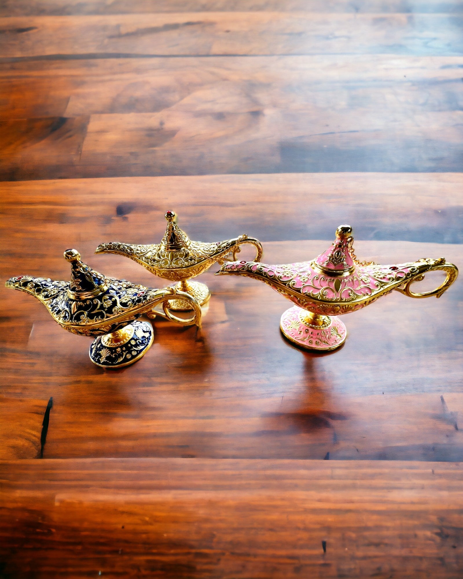 Magisk Lampa av Aladdin med Graveringsalternativ - Rosa Variant, flätad med guld