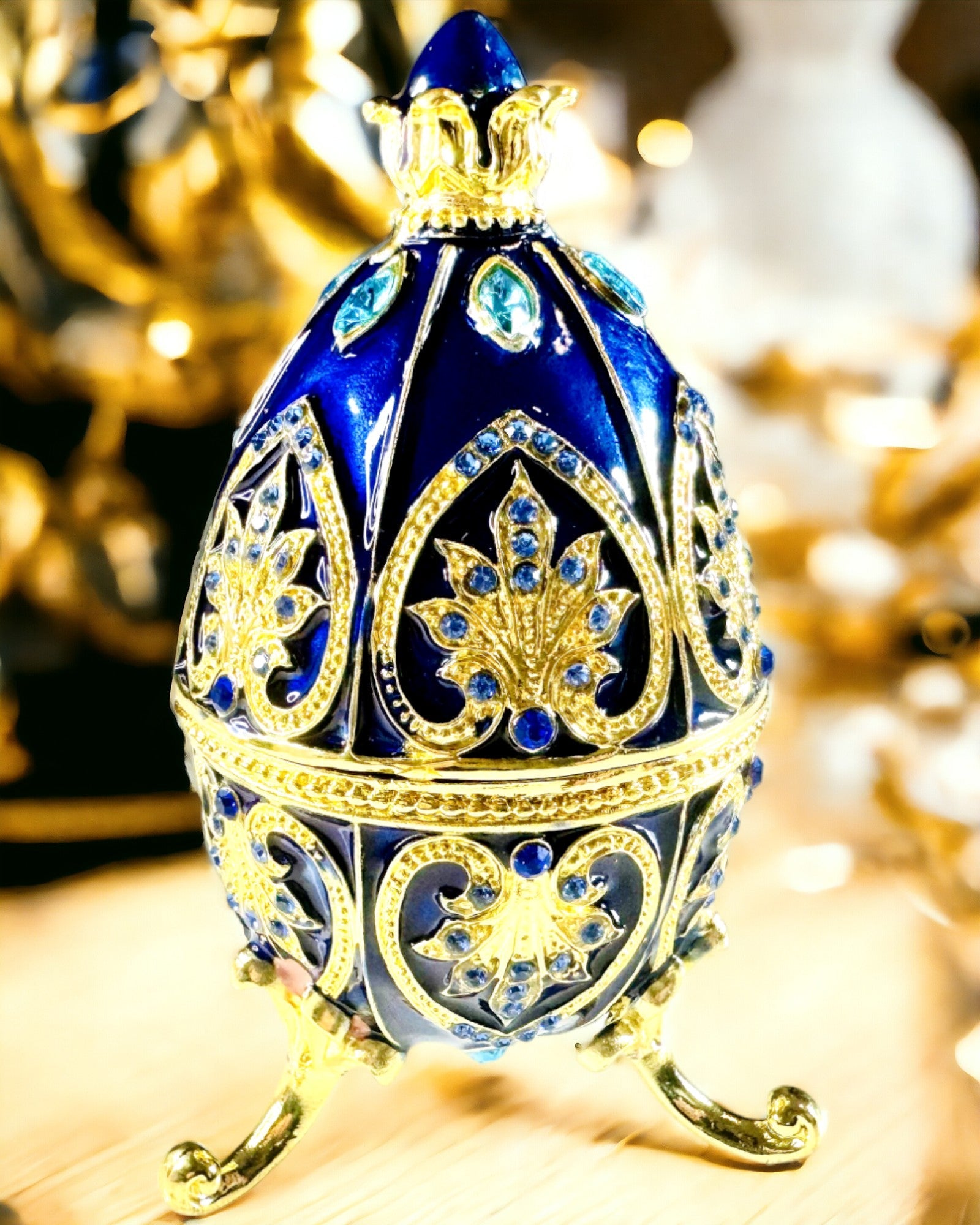 Exklusivt Fabergéägg - mörkblå färg – Dekorativt smyckeskrin i emalj