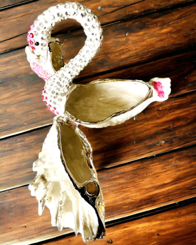 Elegant Smyckeskrin "Svanens Juvel" - personalisering med gravyr