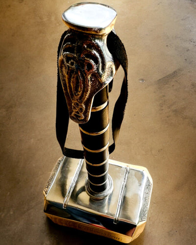 Mjölnir "Chief" - Handgjord hantverkshammare, anpassad med gravyr som present