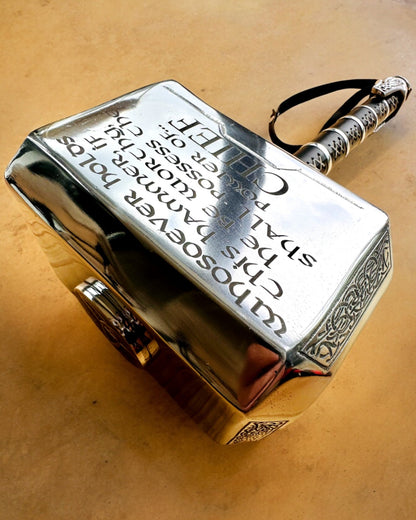 Mjölnir "Chief" - Handgjord hantverkshammare, anpassad med gravyr som present