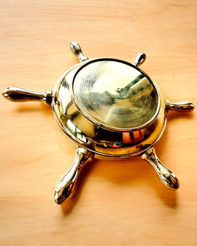 Mässing Kaptenens Askfat - möjlighet till personlig gravyr som present, handgjord