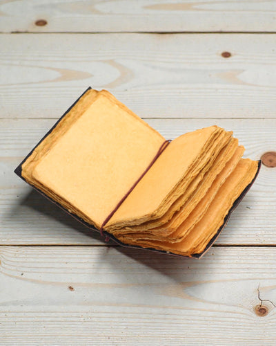 Dies Bona – Anteckningsbok i läder Varje dag är inte nödvändigtvis bra