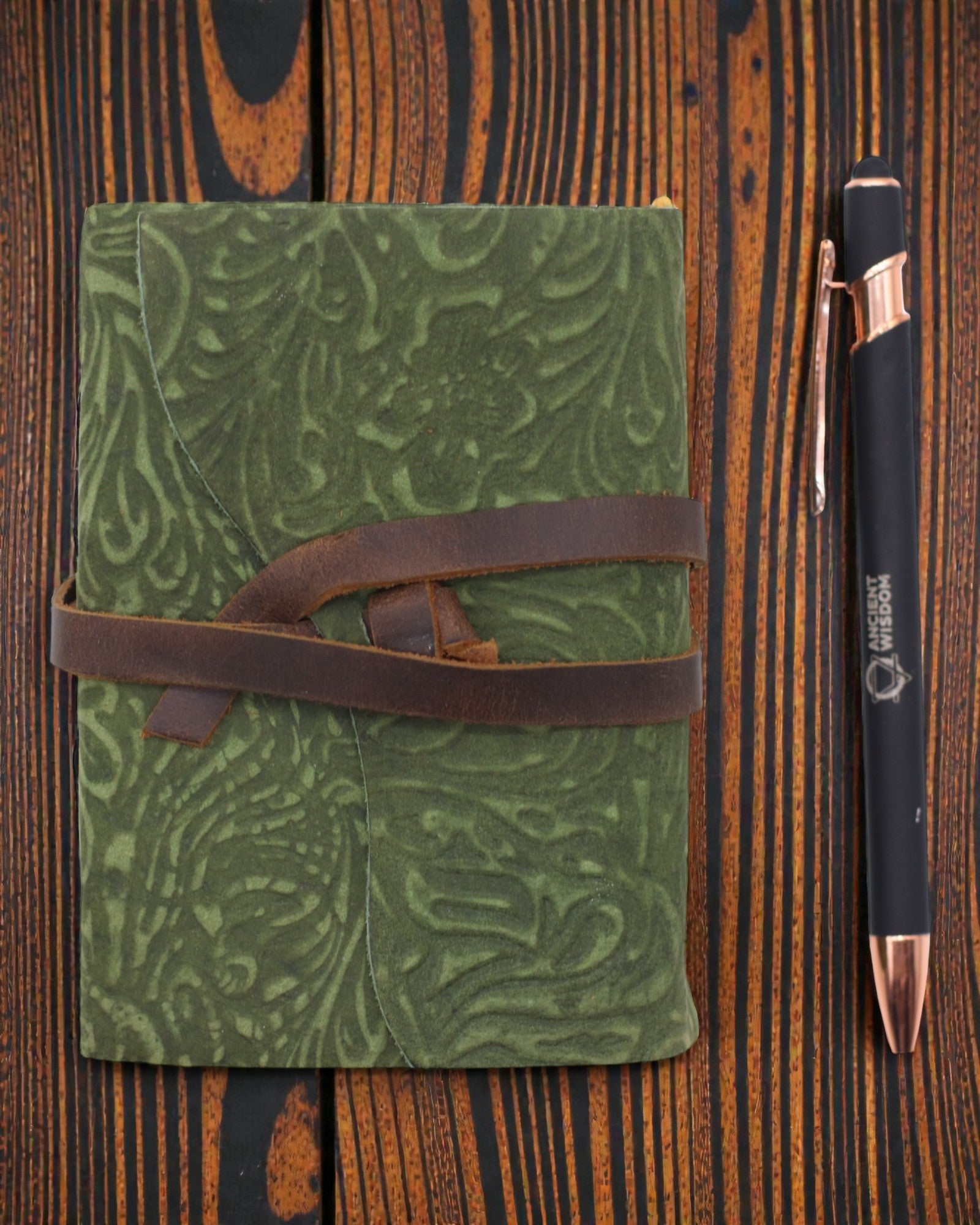 Green Maze Vintage – läderinbunden anteckningsbok med åldrade sidor 12,7 × 8,9 cm