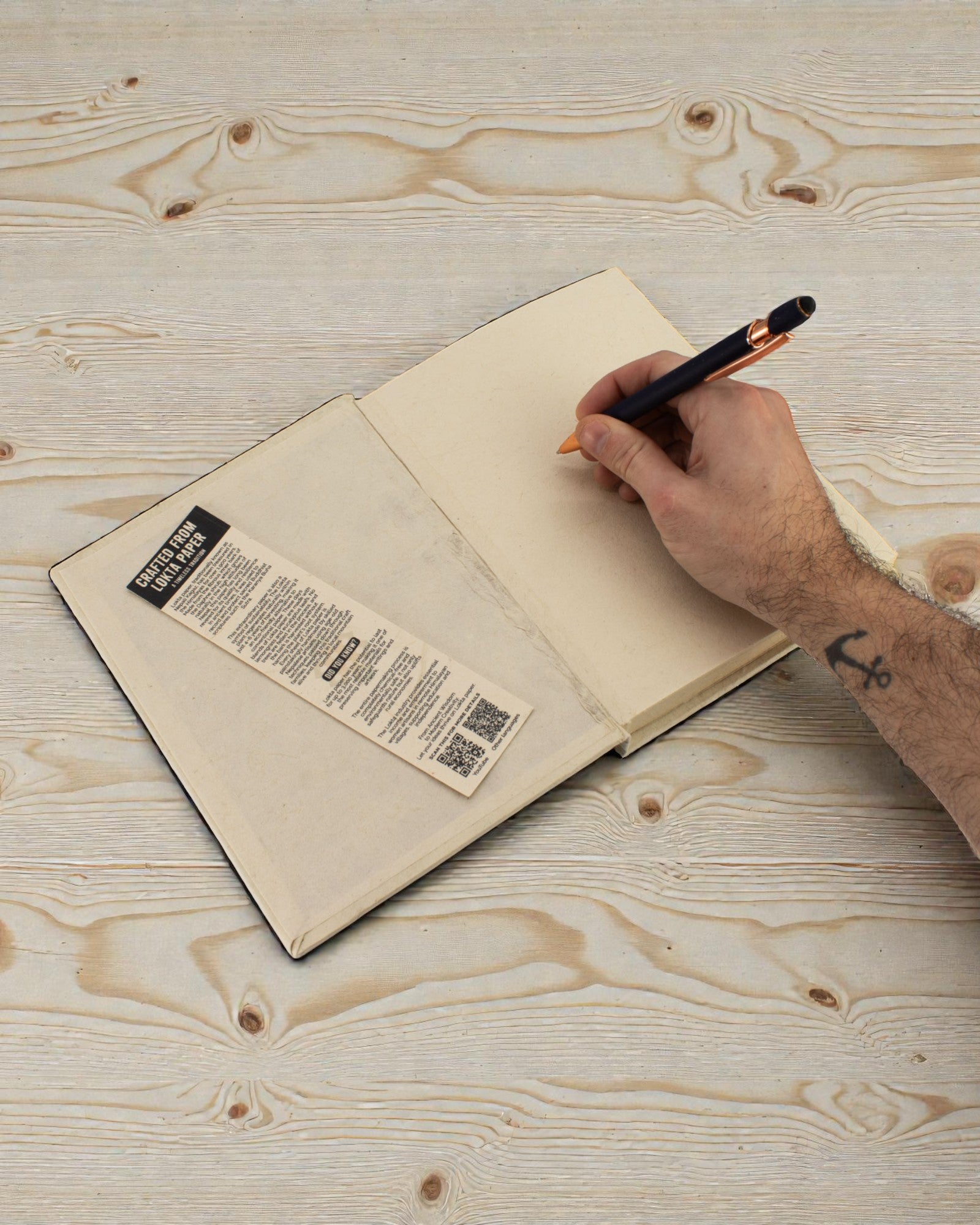 Stor anteckningsbok Lokta Bergsstig – Varje topp börjar med en plan (45 blad, 21 x 15 cm)