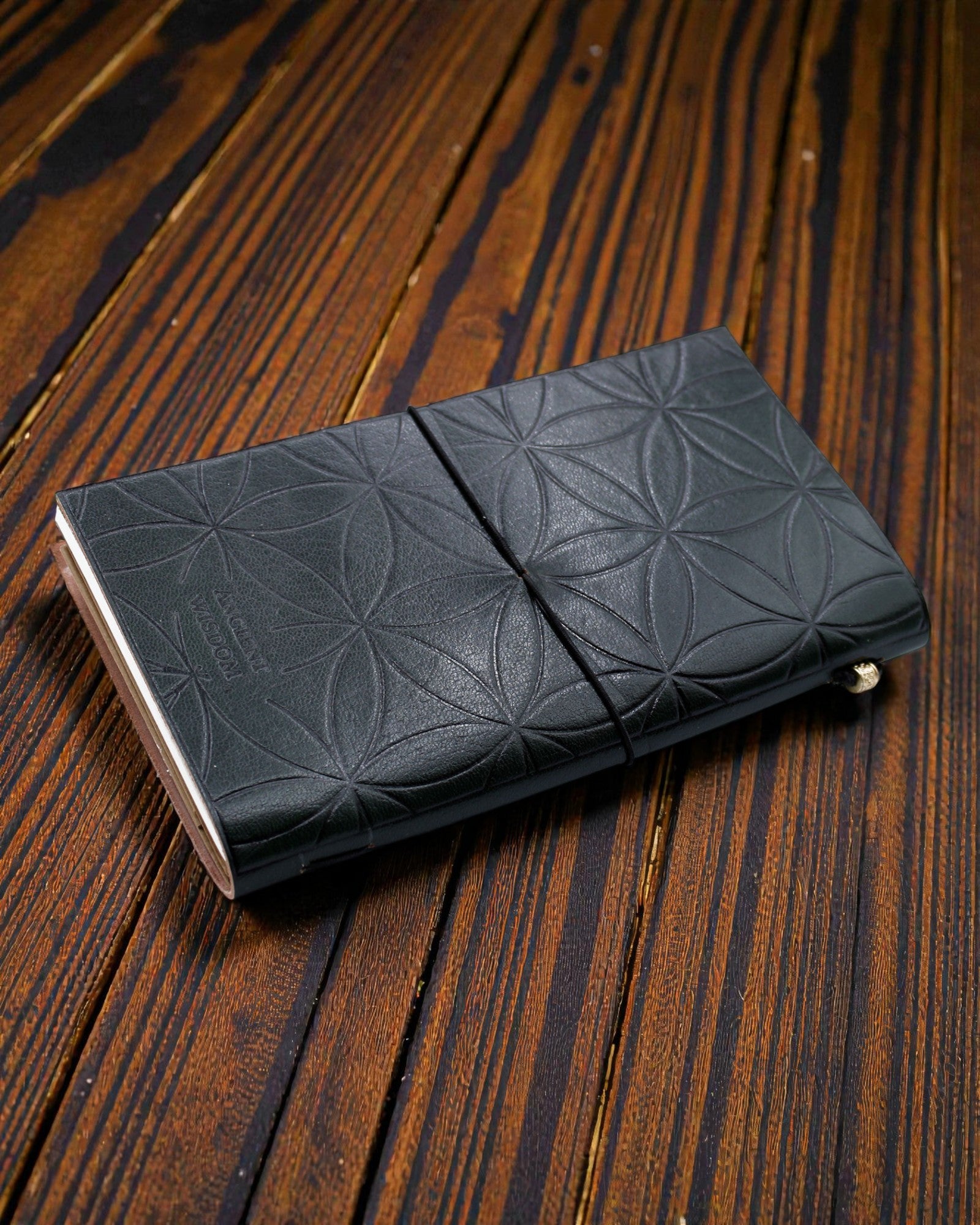 Handgjord anteckningsbok i läder Helig blomstring – Livets blomma (80 sidor)