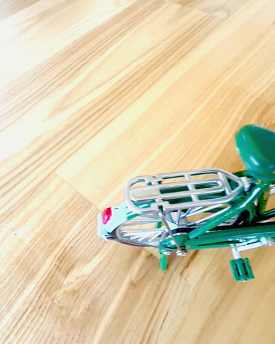 Cykelmodell "Retro Classic" - Miniatyr med Gravyr, perfekt som present