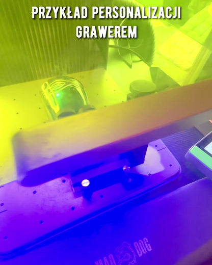 Valknut Handgjord liten bägare av buffelhorn med nordiska symboler, möjlighet till anpassning som present med gravyr