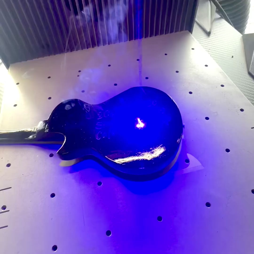 Mini gitarr Metallica James Hetfield