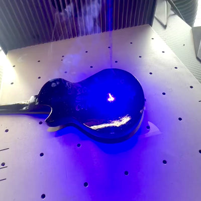 Mini gitarr Metallica James Hetfield