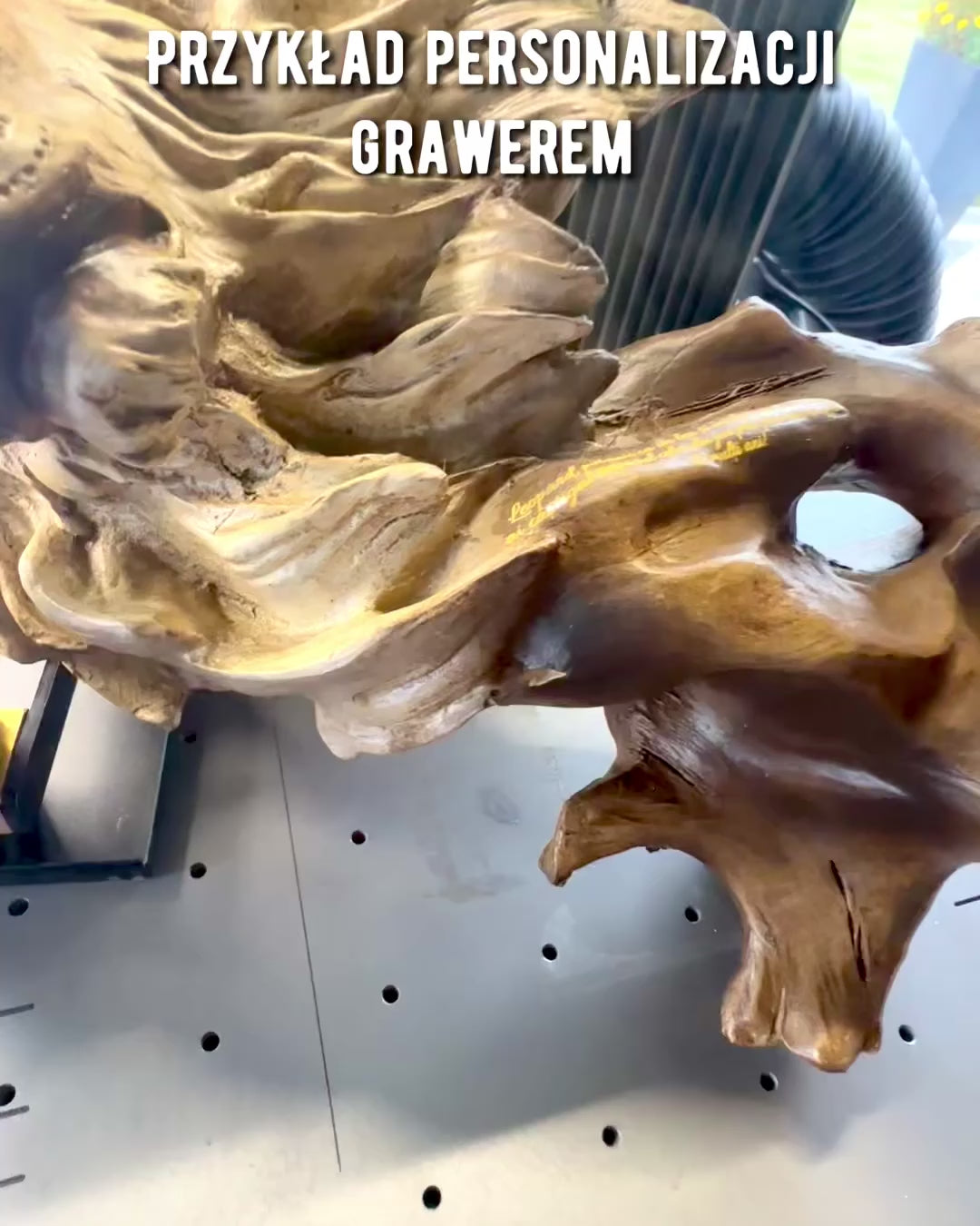 "Wilczy Duch" – Dekorativ figur med möjlighet till personlig gravyr, som present