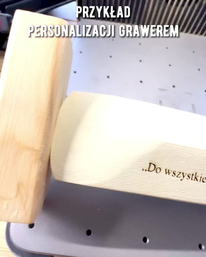 Träkricketklubba med Ställ - dekoration, Perfekt som Present med Graveringsalternativ