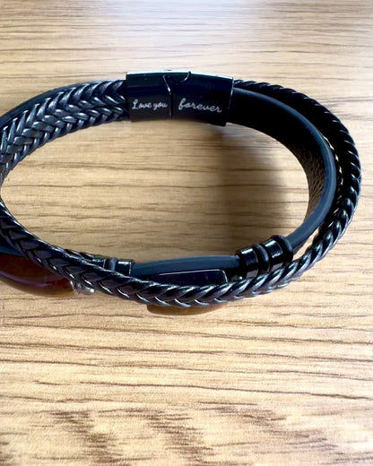 Herrarmband Magnetic Love – läder med möjlighet till personlig gravyr som present