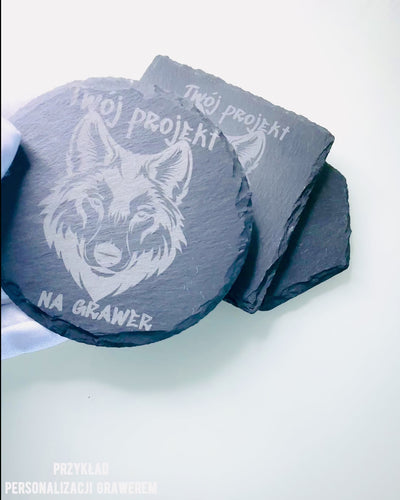 Underlägg för kaffe, te av naturlig sten med personlig gravyr – Fyrkant, cirkel, sexkant, 10 cm