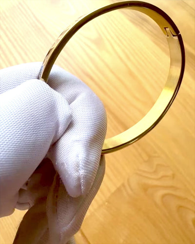 Armband "Czas Elegancji" - guld färg Rostfritt Stål med Romerska Siffror, möjlighet till personlig gravyr