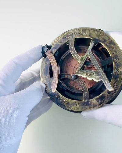 Antik Premium Navigationskompass med Graveringsmöjlighet – Handgjord