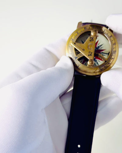 Solur med kompass - Handgjord, autentiskt hantverk, möjlighet till gravyr