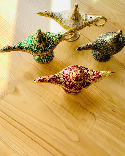 Magisk Aladdins Lampa med Graveringsalternativ - Vinröd Variant, med Guldinslag