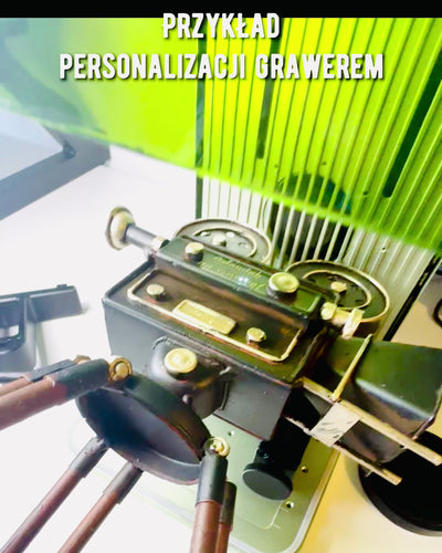 Retro Kamera "Filmisk Nostalgia", möjlighet till personlig gravyr