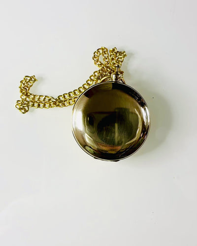 Kompass i gyllene färg Äventyr – Elegant Upptäcktsnavigator