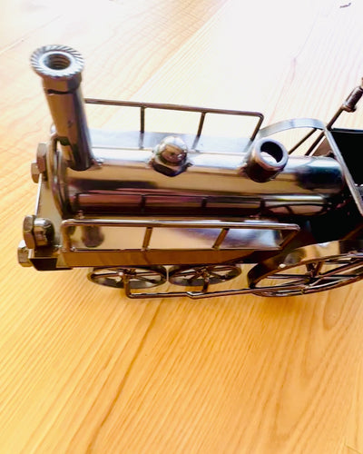 Lokomotyw av järn "Retro Express" – dekoration, modell, handgjord med möjlighet till gravyr som present