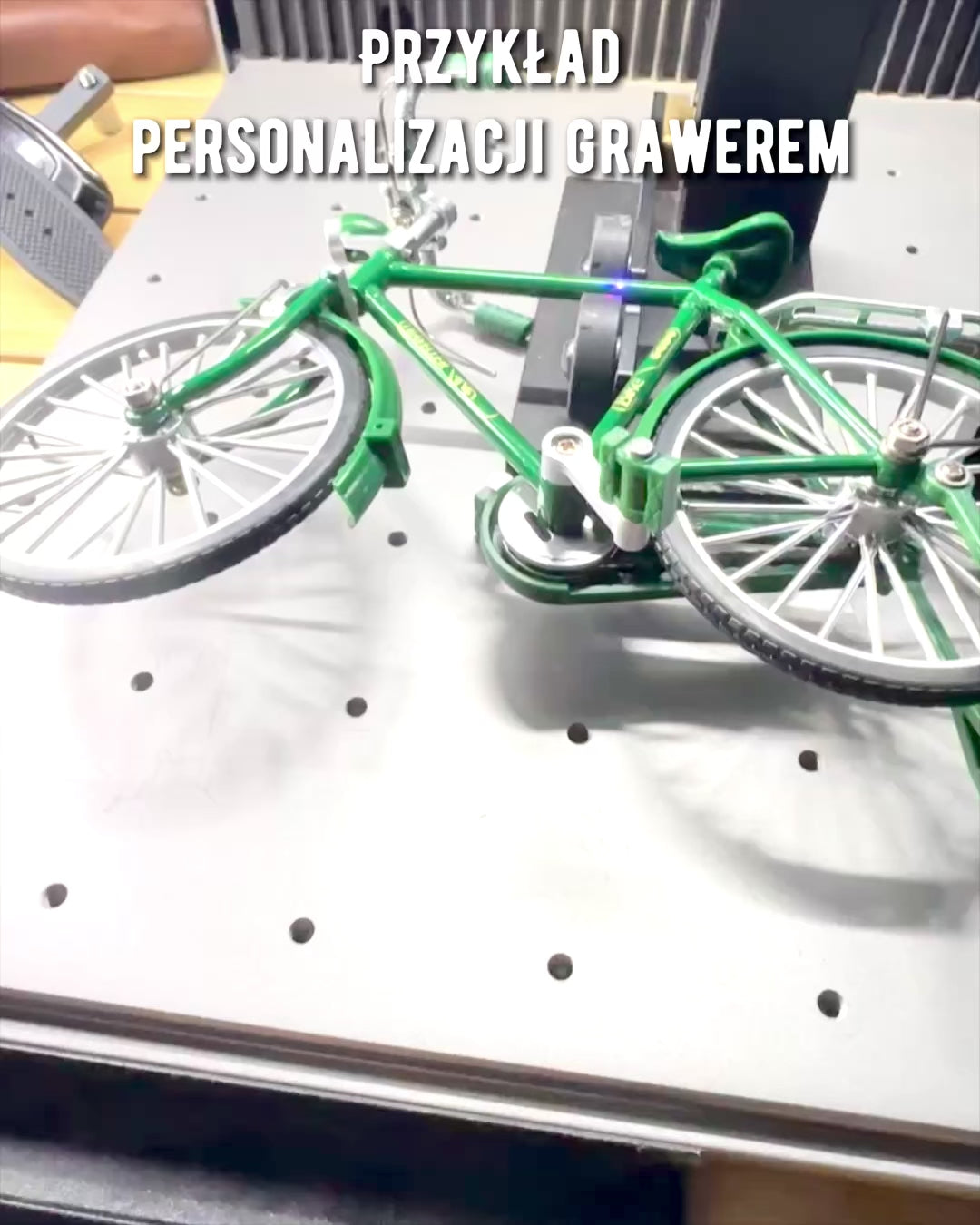 Cykelmodell "Retro Classic" - Miniatyr med Gravyr, perfekt som present