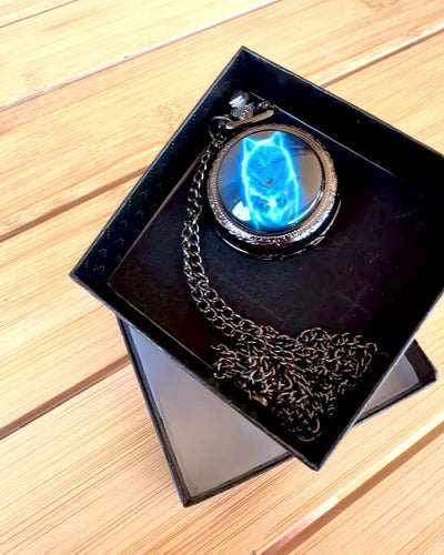 Fickur Lunar Wolf – Månvargens Klocka, möjlighet till personlig gravyr som present