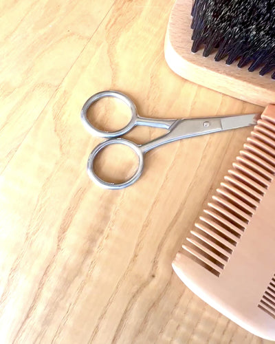 Skäggvårdssats "BeardMaster", möjlighet till personlig gravyr som present