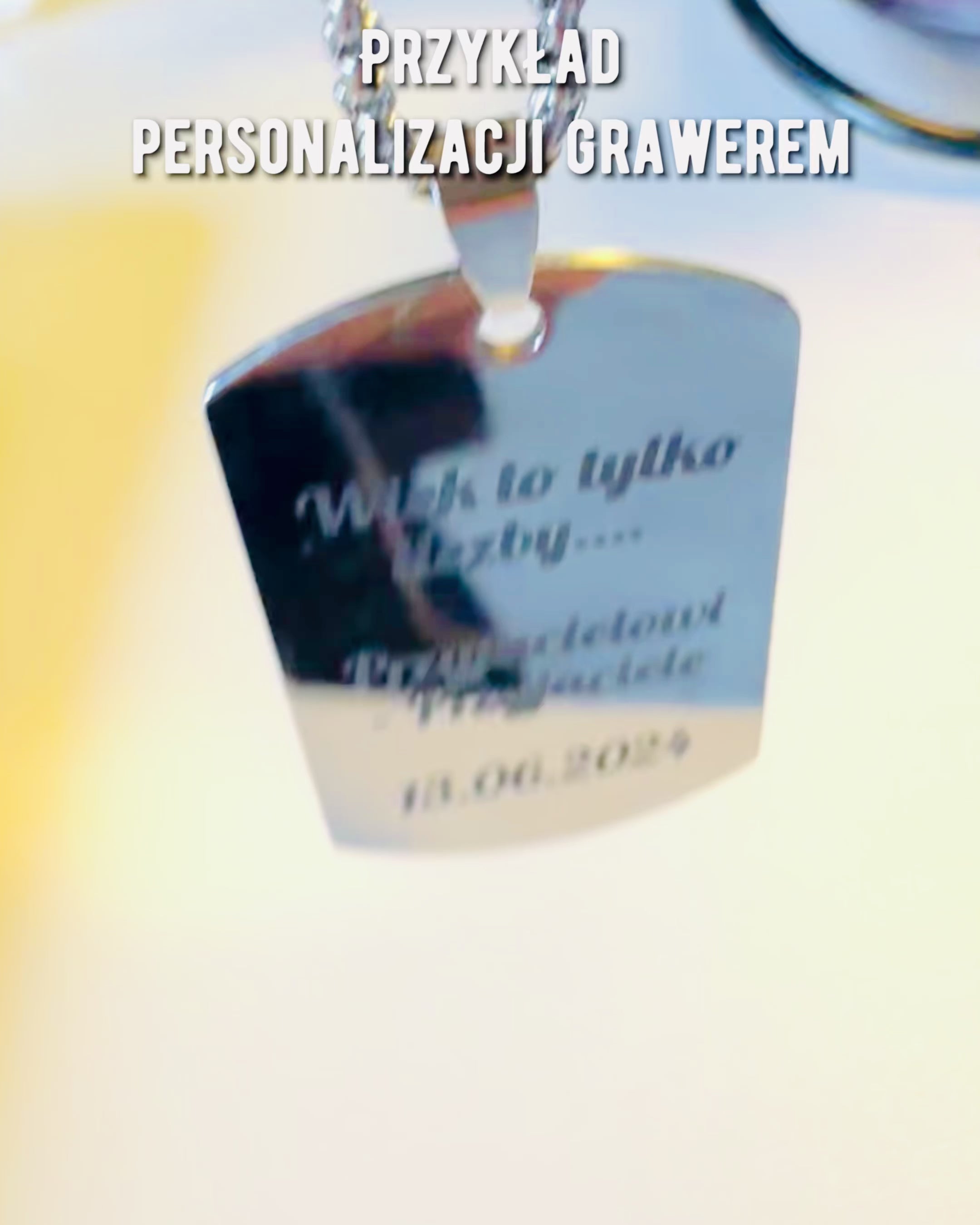 Halsband med Dog Tag "Tre Nyansers Stil" - ID-bricka - Elegant Hängsmycke i Rostfritt Stål med Graveringsalternativ