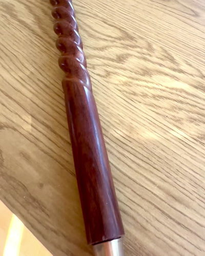 Promenadkäpp - WIKING med ett huvud i form av en stridshammare, möjlighet till personlig gravyr som present