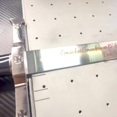 Stålsvärd för riddare 84 cm i slida - Replica SW-114 med möjlighet till personlig gravyr
