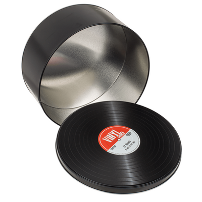 Metallaskar, stiliserade som vinylskivor i retrostil, möjlighet till personlig gravyr