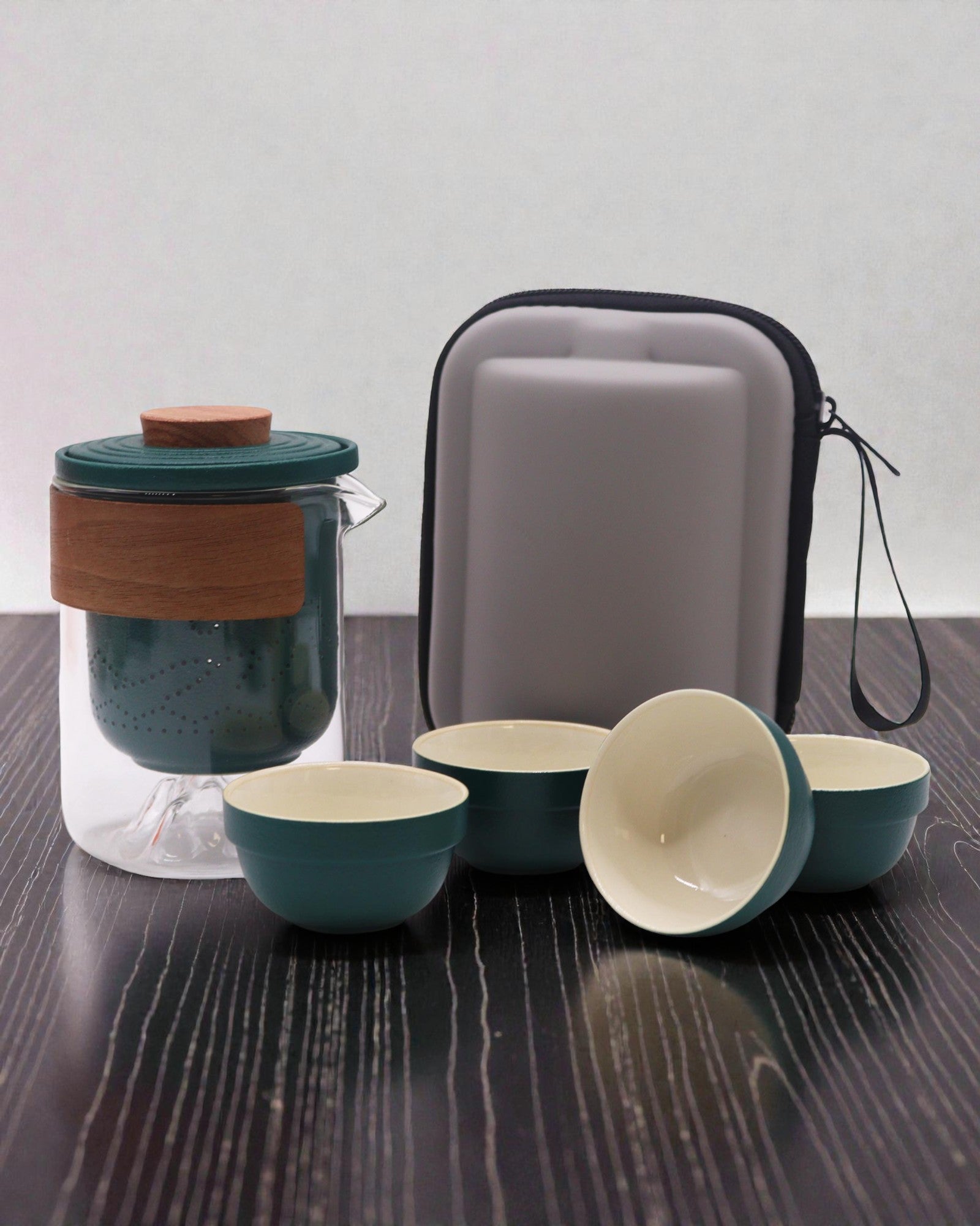 Bergsexpedition – turistiskt teset med 4 koppar